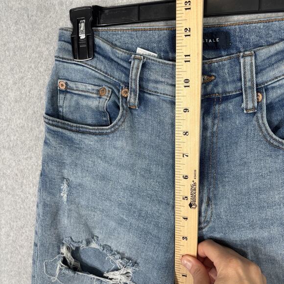 Aeropostale Curvy Mom Jean Size 4 High Rise Distressed Ripped Holes Raw Fray Hem - Picture 5 of 10